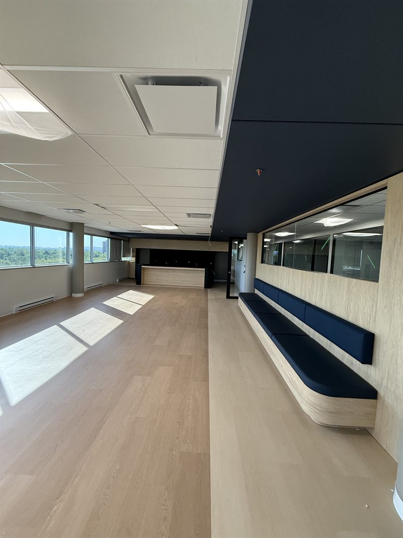 1333 boul. Chomedey Laval