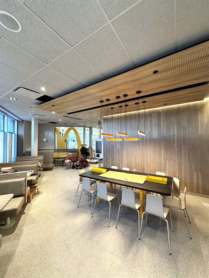 McDonald Mail Champlain